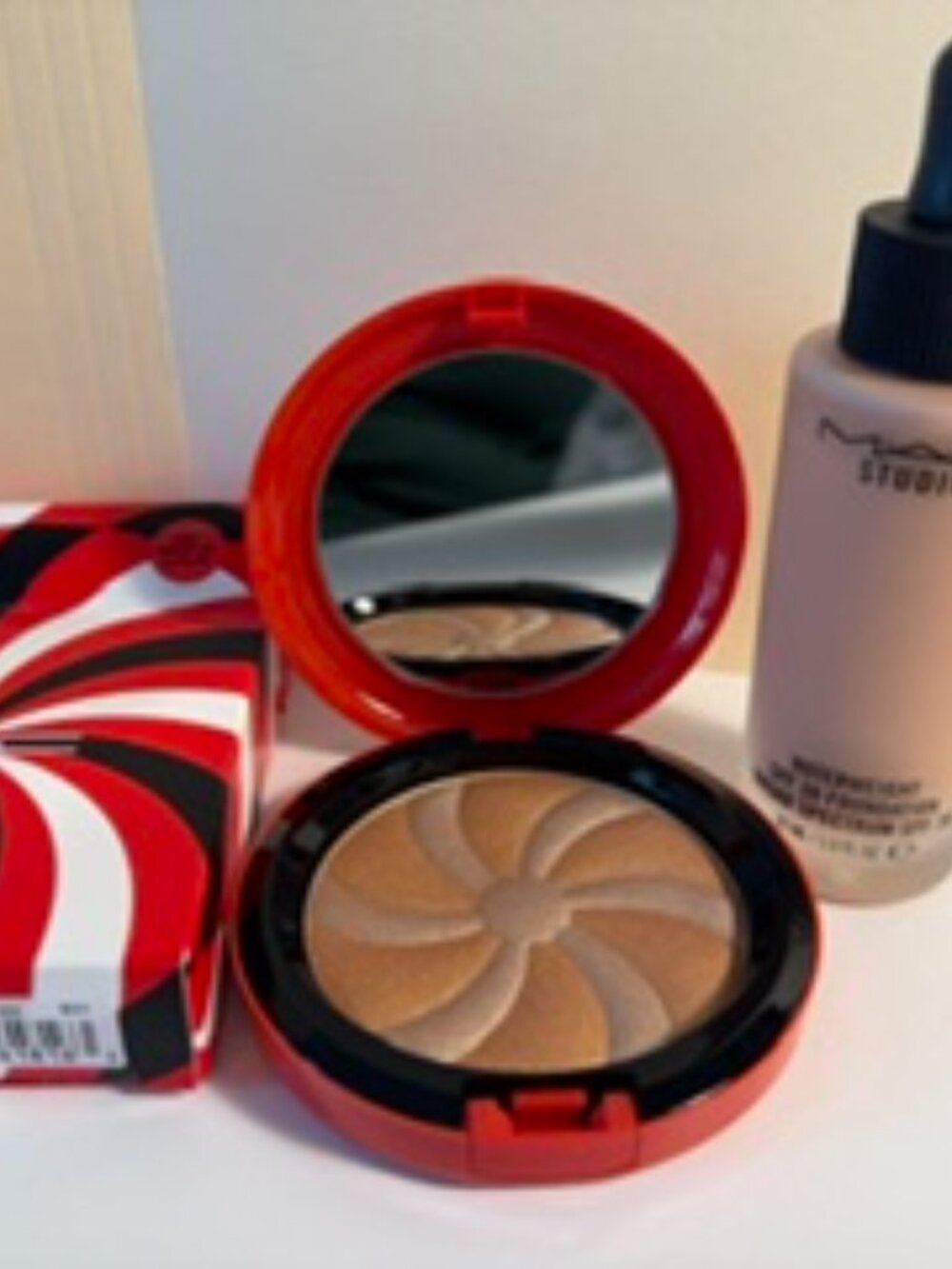 MAC Bundle - Picture 2 of 2